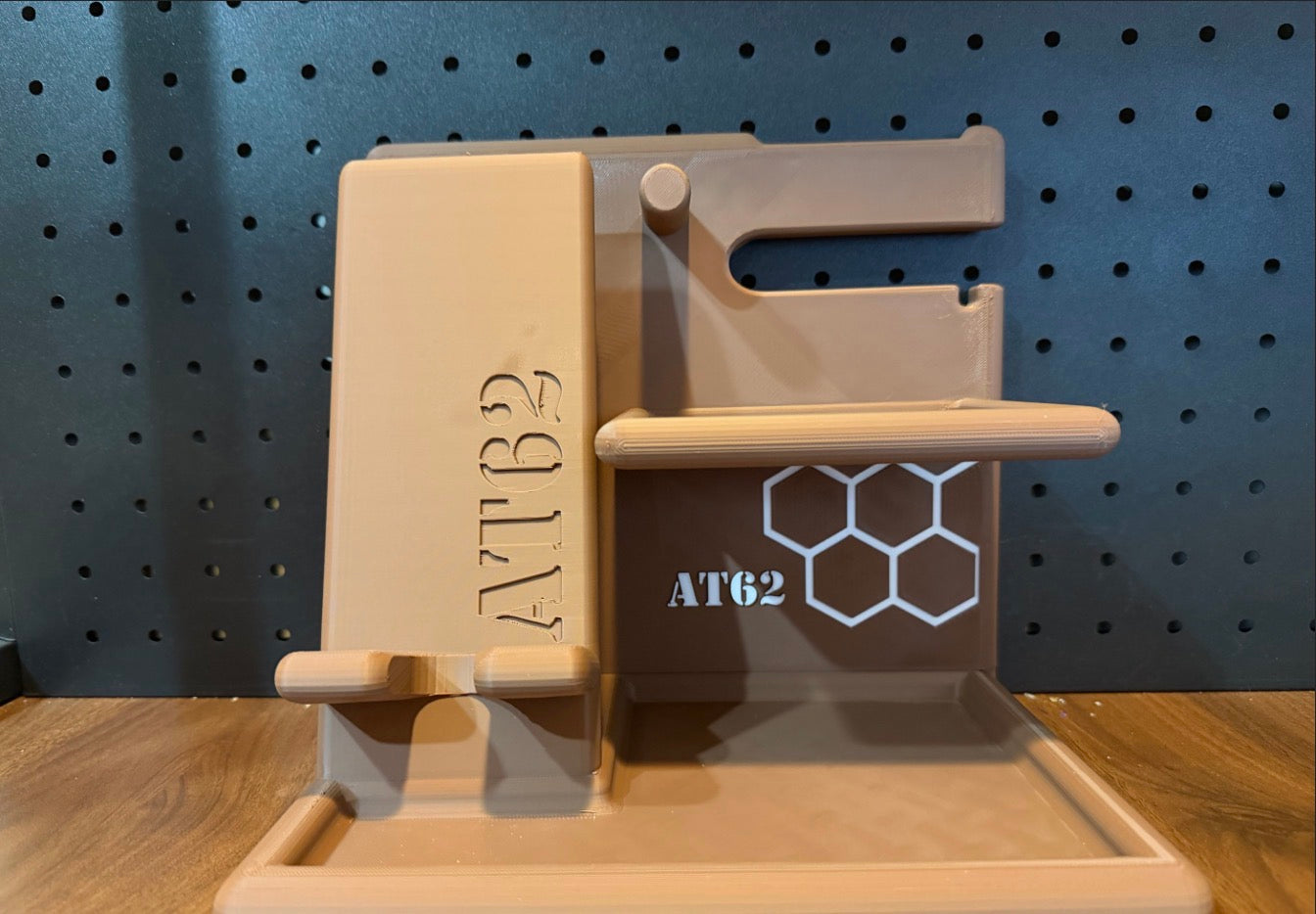 All-In-One Gaming Desk Organizer – 3D Printed Controller, Phone & Accessory Stand
